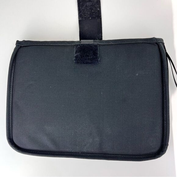 TUMI Black Padded Nylon Pouch Laptop Computer Sleeve Insert 281SD3 - Picture 7 of 8